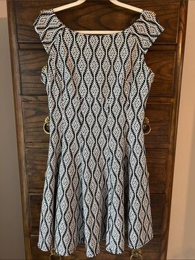 Julian Taylor Black and White Patterned Midi Dress, Size 10